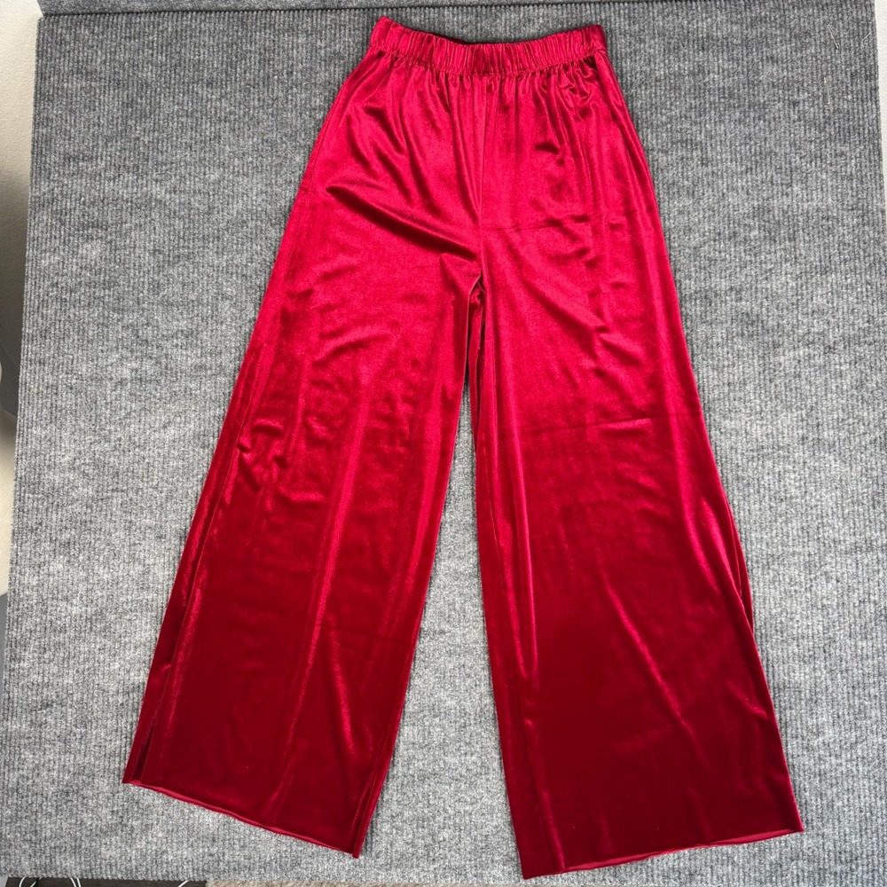 Zenana Pants Womens M Red Velvet Wide Leg Pull On Stretch Holiday Party Festive